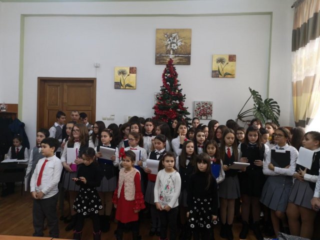 Magie cu miros de turtă dulce - fotografia 5